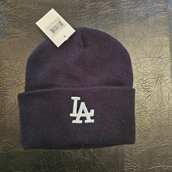 Black LA Logo Beanie - Picture 2 of 4